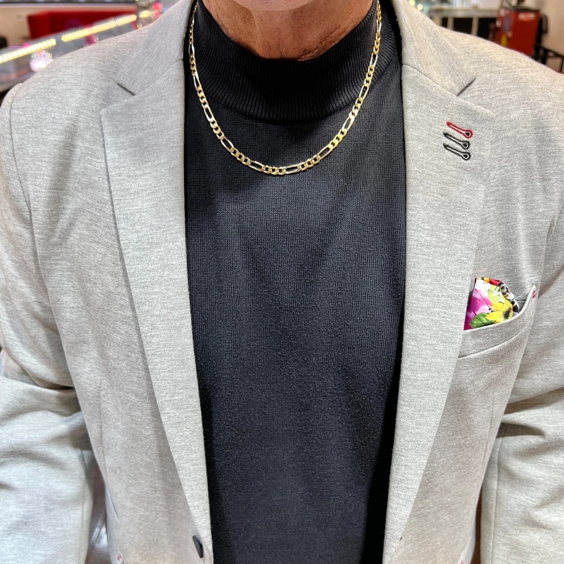 Italian Two-Tone Figaro Chain Necklace 18K Yellow Gold 20 Inch, 5.2 mm, 31.74 Gr - 5