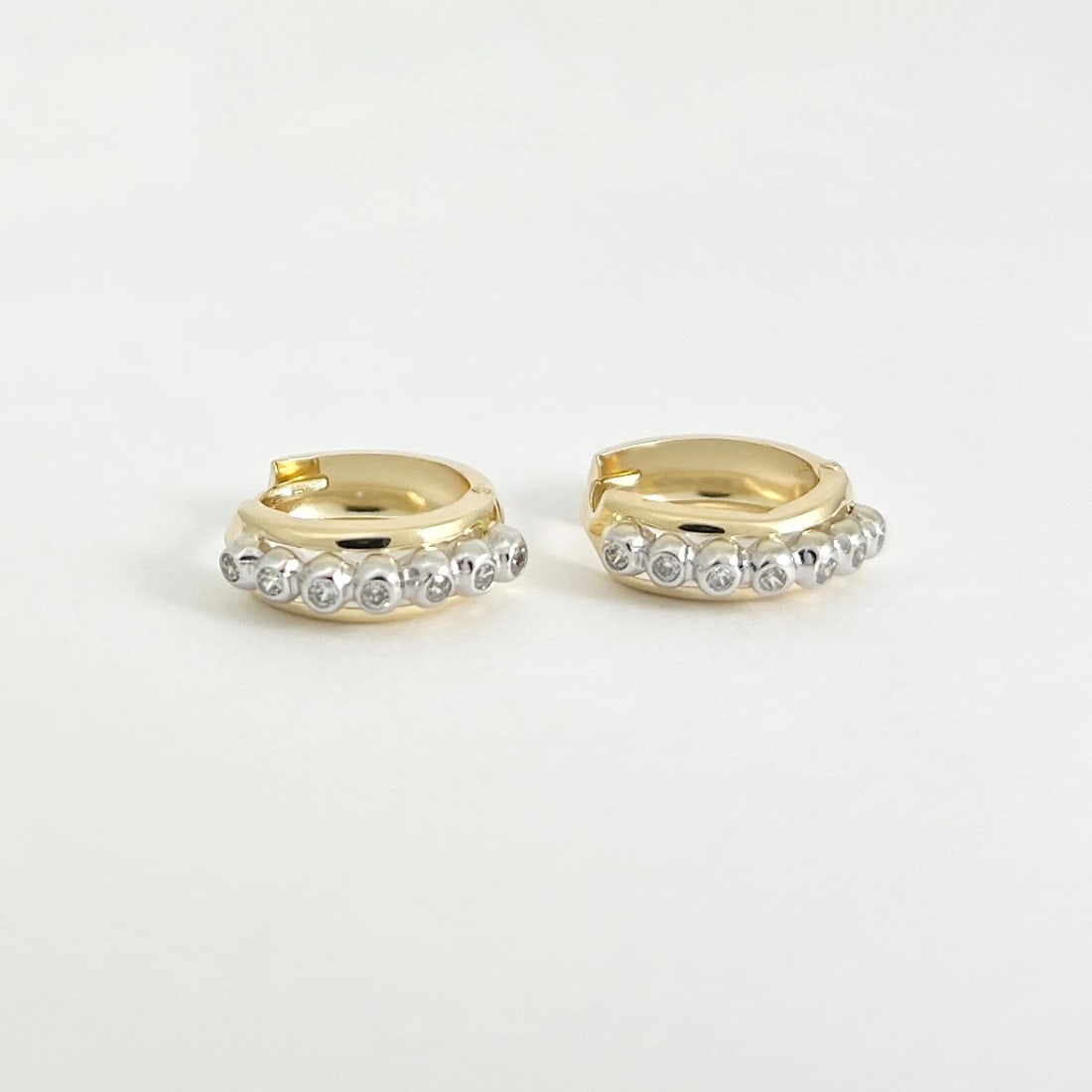 Estate Two-Tone CZ Cubic Zirconia Huggie Hoop Earrings 14K Yellow Gold, 3.12 Gr - 7