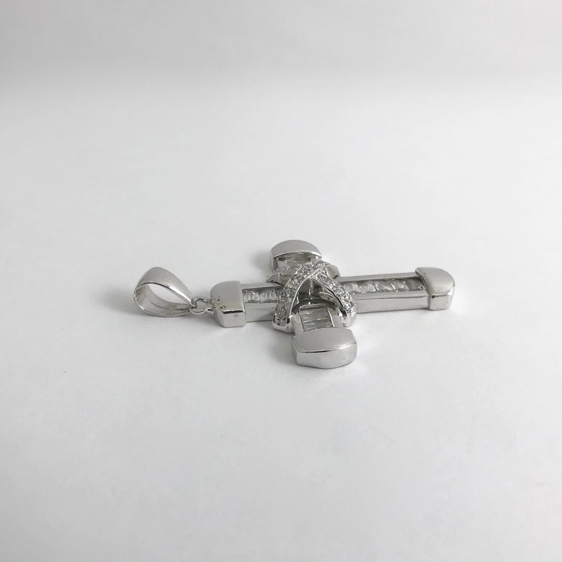 CZ Cubic Zirconia Cross Necklace Pendant 18K White Gold, 12.52 Grams - 11