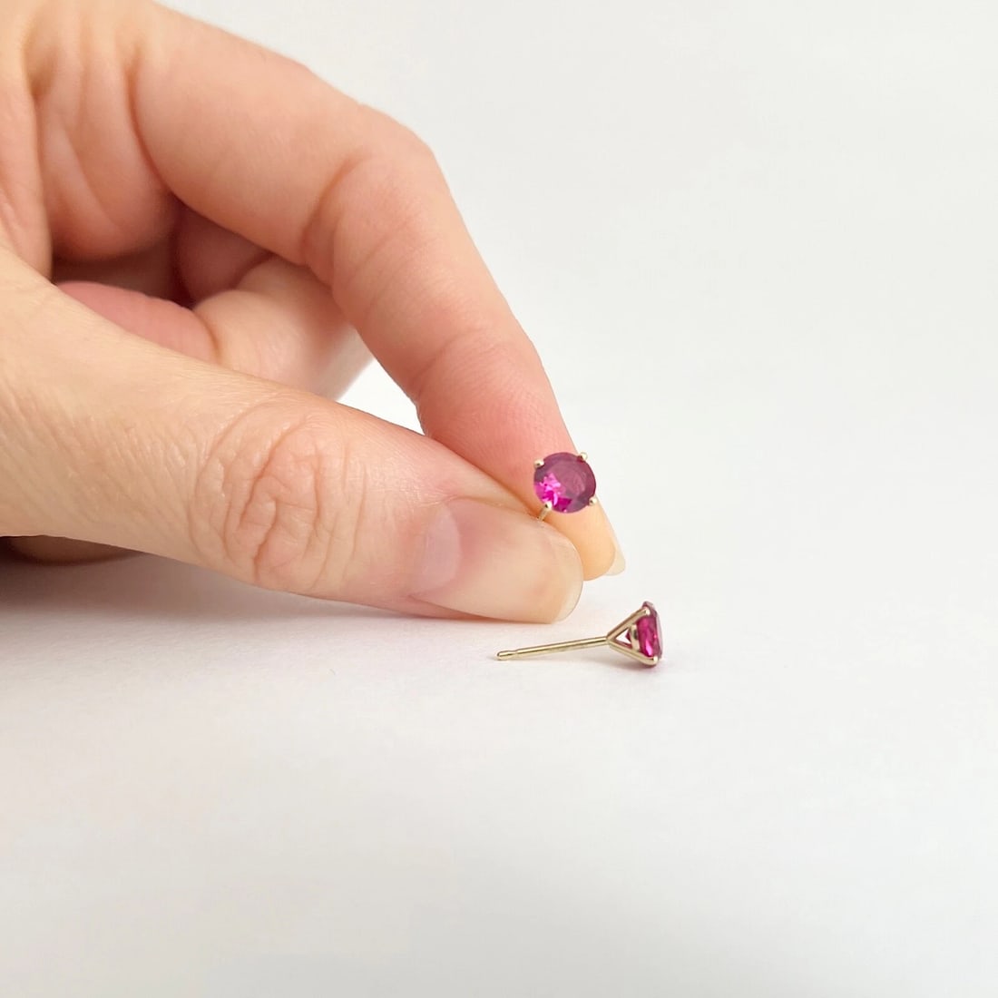 Round Red Quartz Gemstone Stud Earrings 14K Yellow Gold, 1.00 CTW - 4