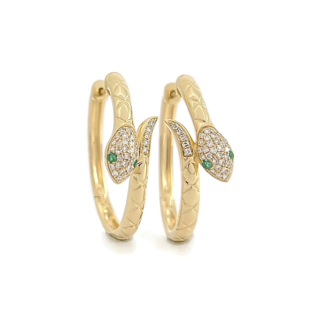 Emerald Eye Diamond Snake Hoop Earrings 14K Yellow Gold, 1 Inch, .29 CTW: Title: Emerald Eye Diamond Snake Hoop Earrings 14K Yellow Gold, 1 Inch, .29 CTW Description: Emerald Eye Diamond Snake Hoop Earrings 14K Yellow Gold, 1 Inch, .29 CTW These are such unique earrings! Pl