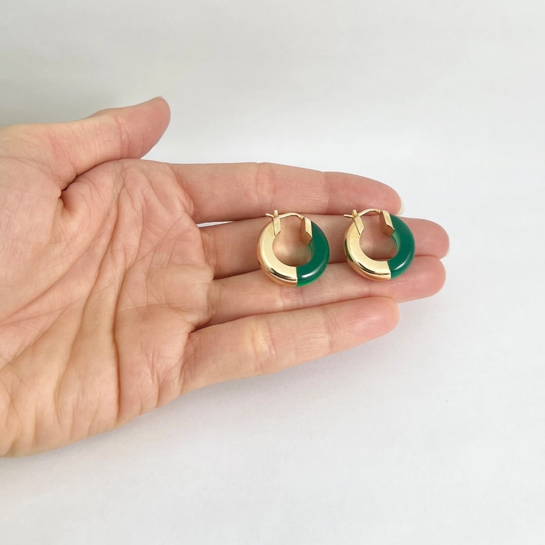 Green Chalcedony Gemstone Hoop Earrings 14K Yellow Gold, 11.63 ctw - 4