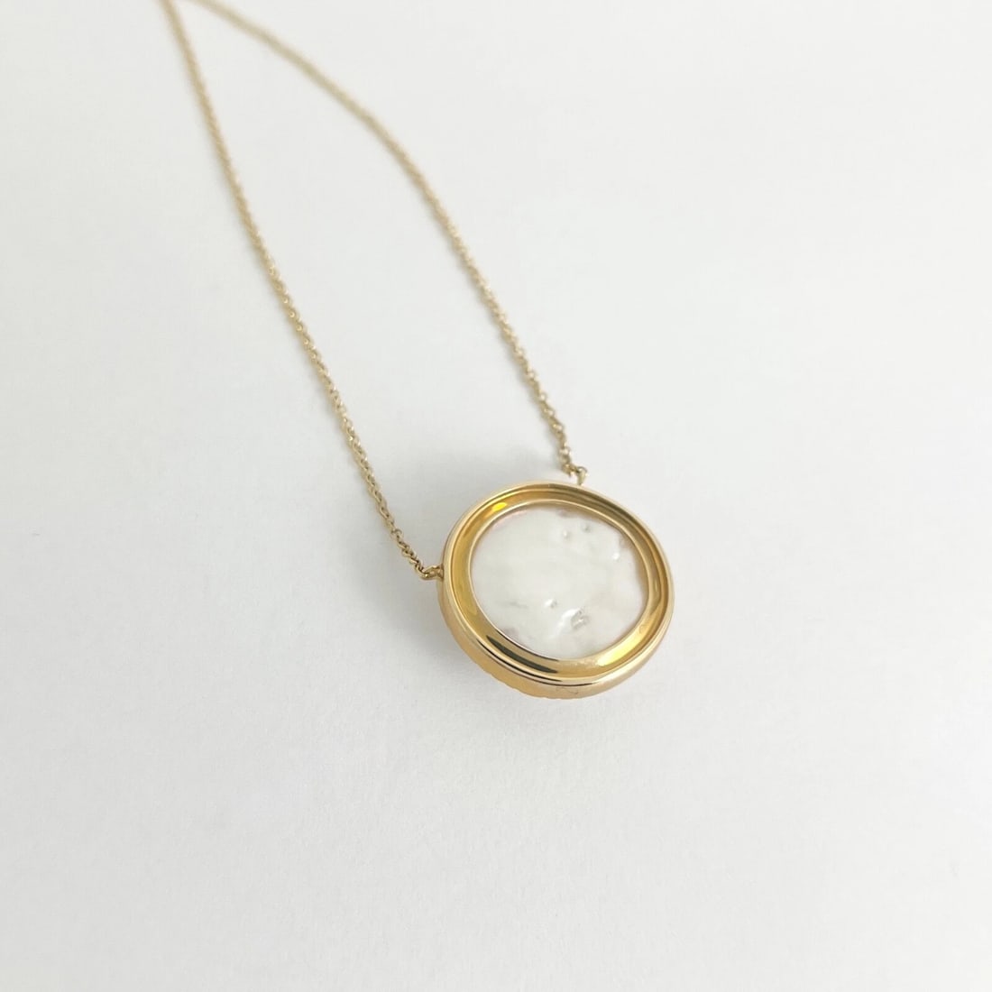 Round Mabe Pearl Diamond Halo Pendant Necklace 14K Yellow Gold .20 CTW - 7