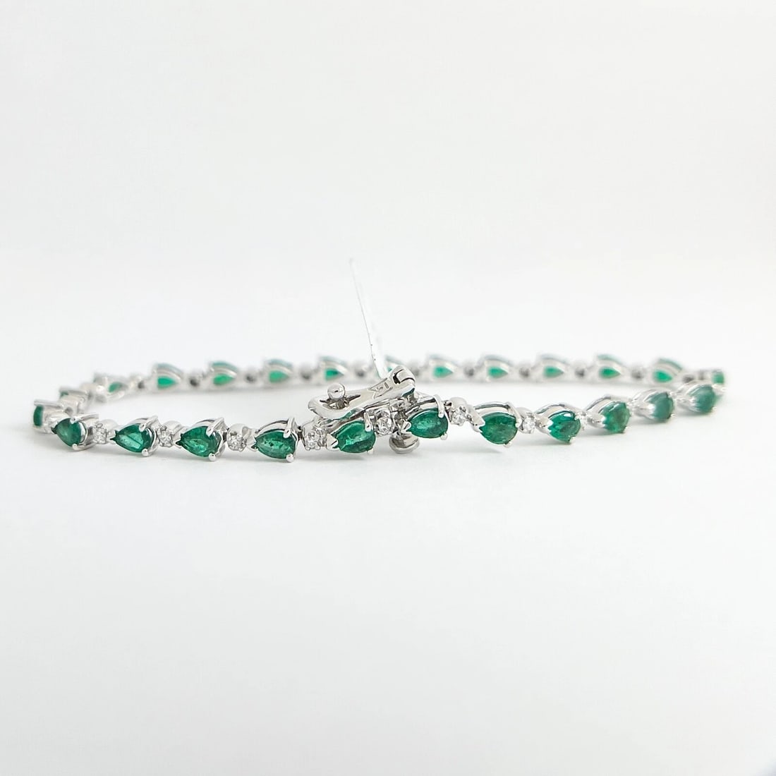 Pear Green Emerald Diamond Gemstone Tennis Bracelet 14K White Gold, 3.68 CTW - 7