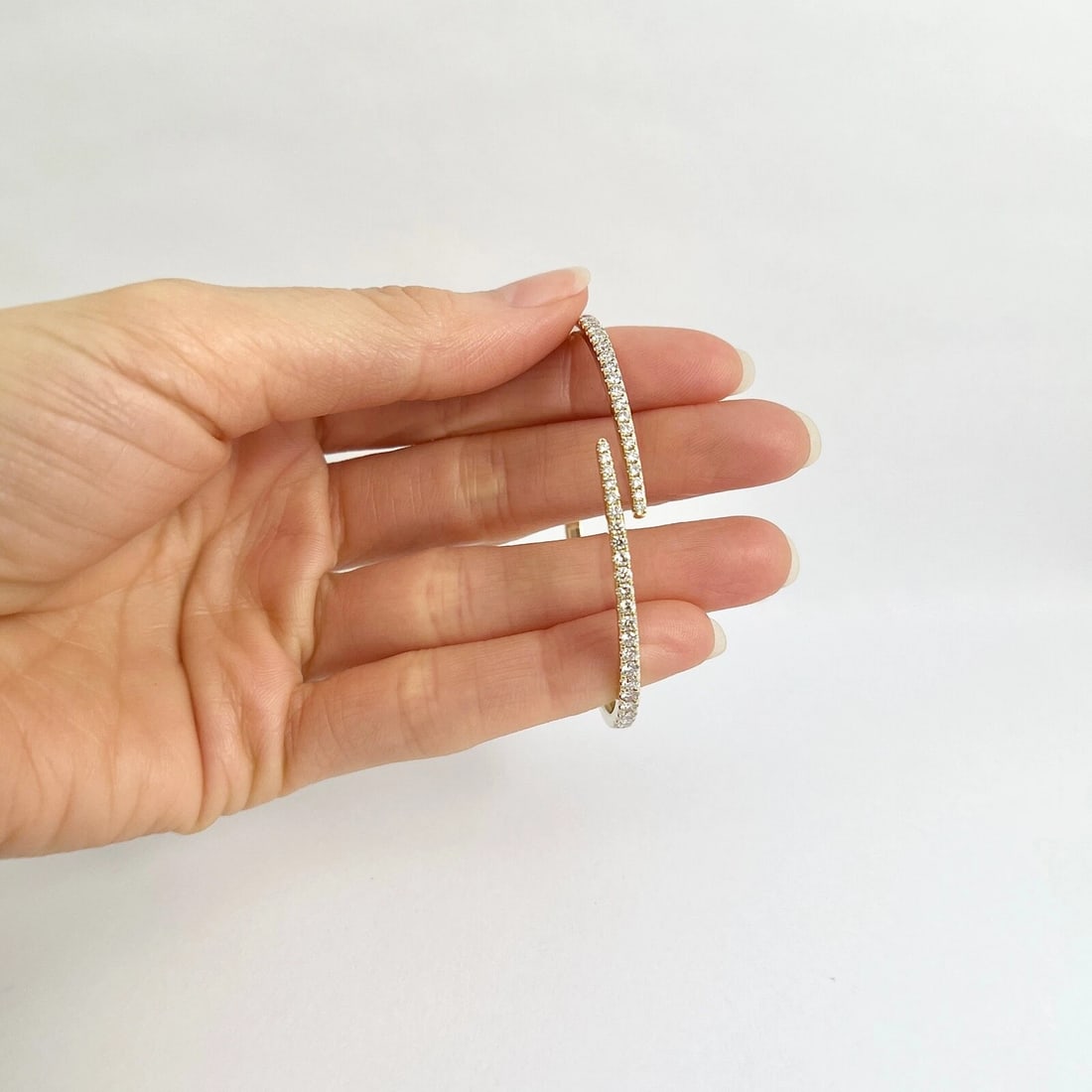 Bypass Claw Diamond Bangle Bracelet 14K Yellow Gold, 1.55 CTW - 3