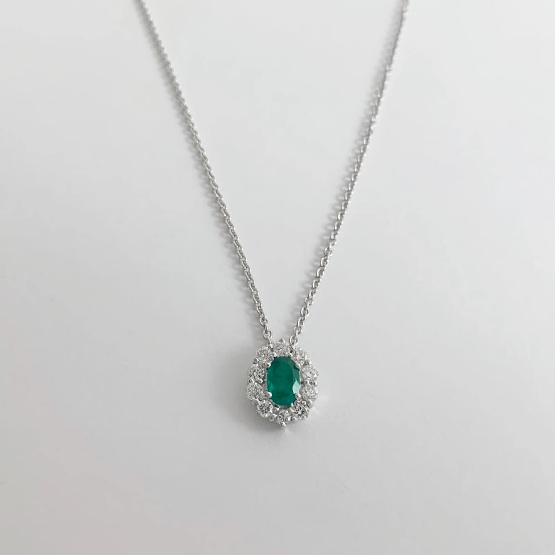 Oval Green Emerald Diamond Halo Gemstone Pendant Necklace 14K White Gold .90 CTW - 7