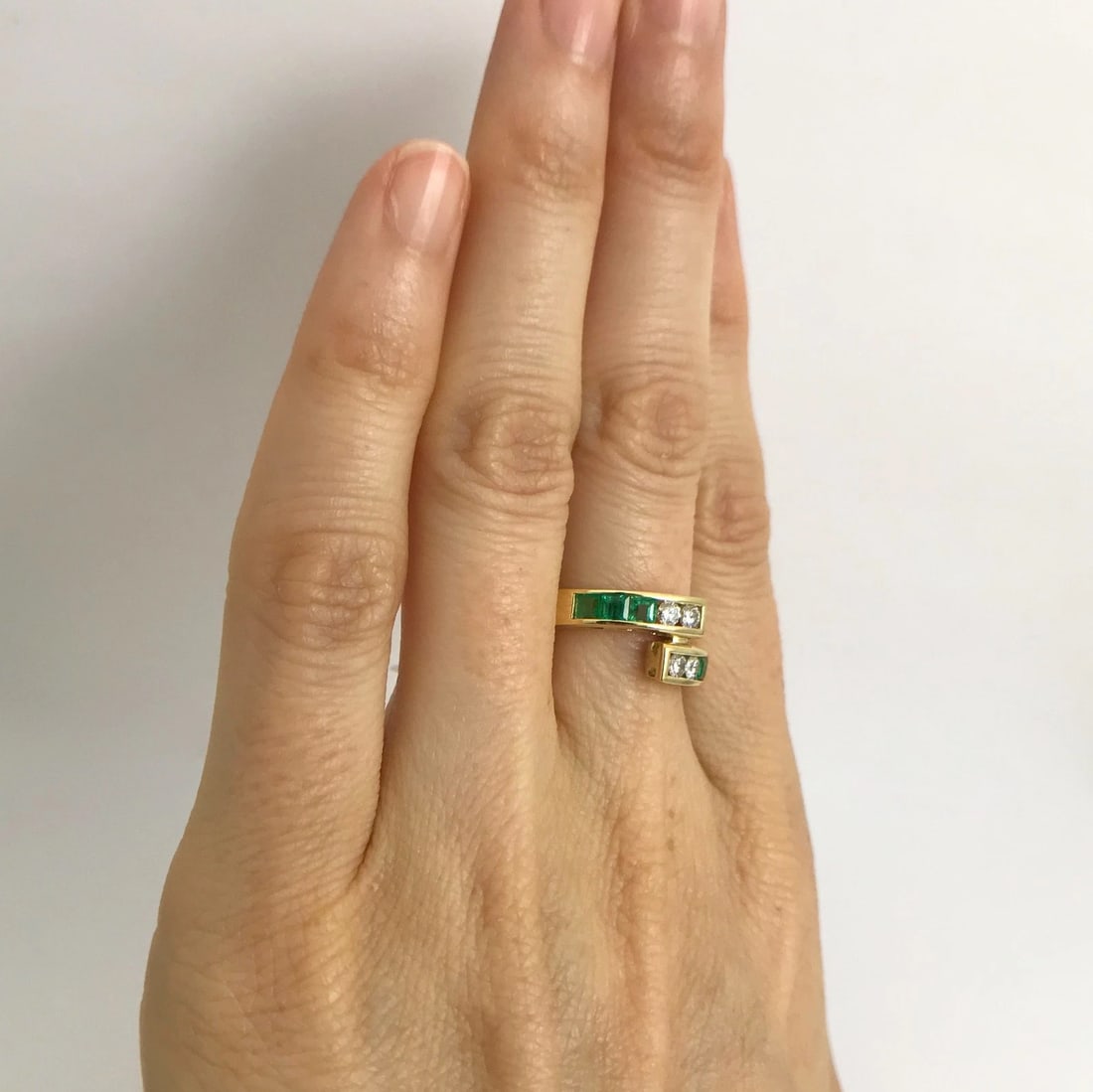 Green Emerald Diamond Channel-Set Wrap Bypass Band Ring 18K Yellow Gold, 1.18 TW - 4