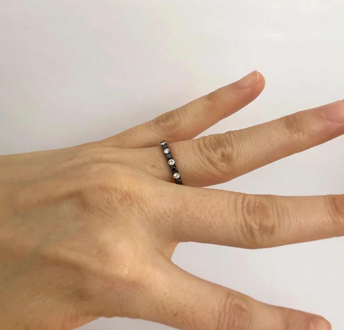 Black White Diamond Eternity Band Ring 18K Black Gold .90 CTW, Size 4.5, 1.75 Gr - 6