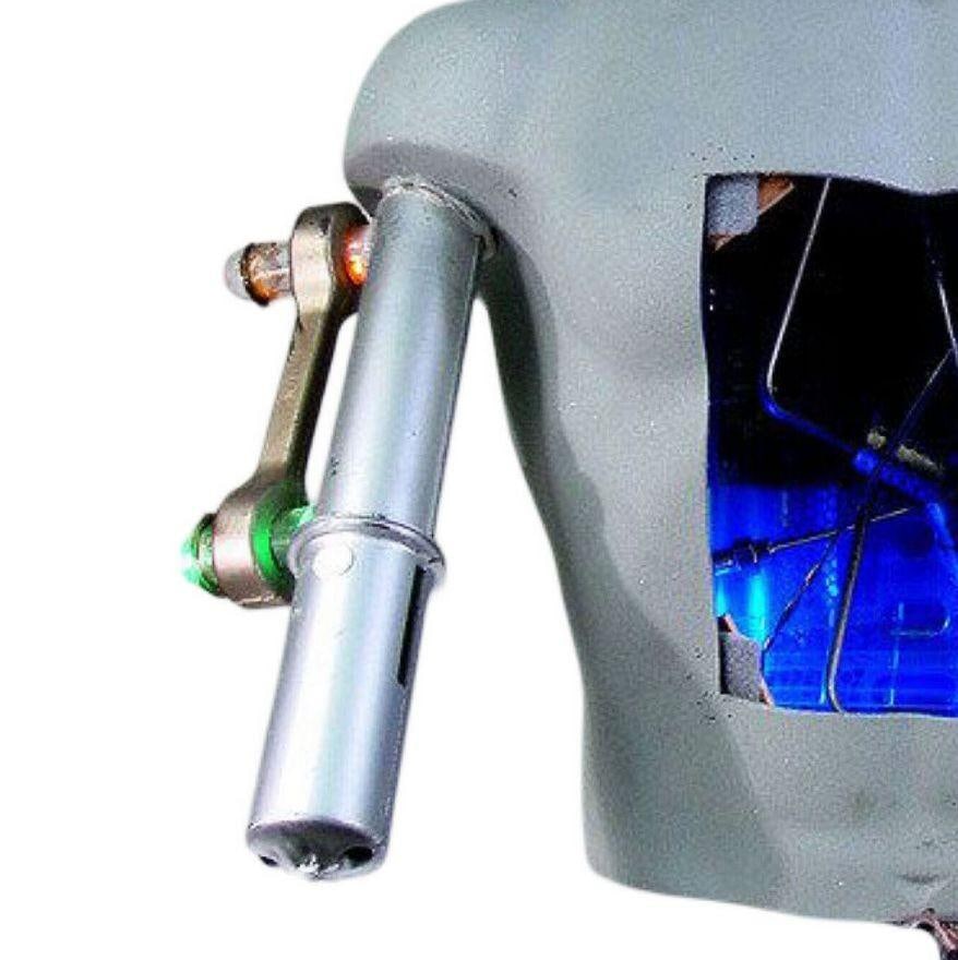 Terminator 3: Rise of the Machines Experimental Chest w/ Arms T-101 Prop - 2