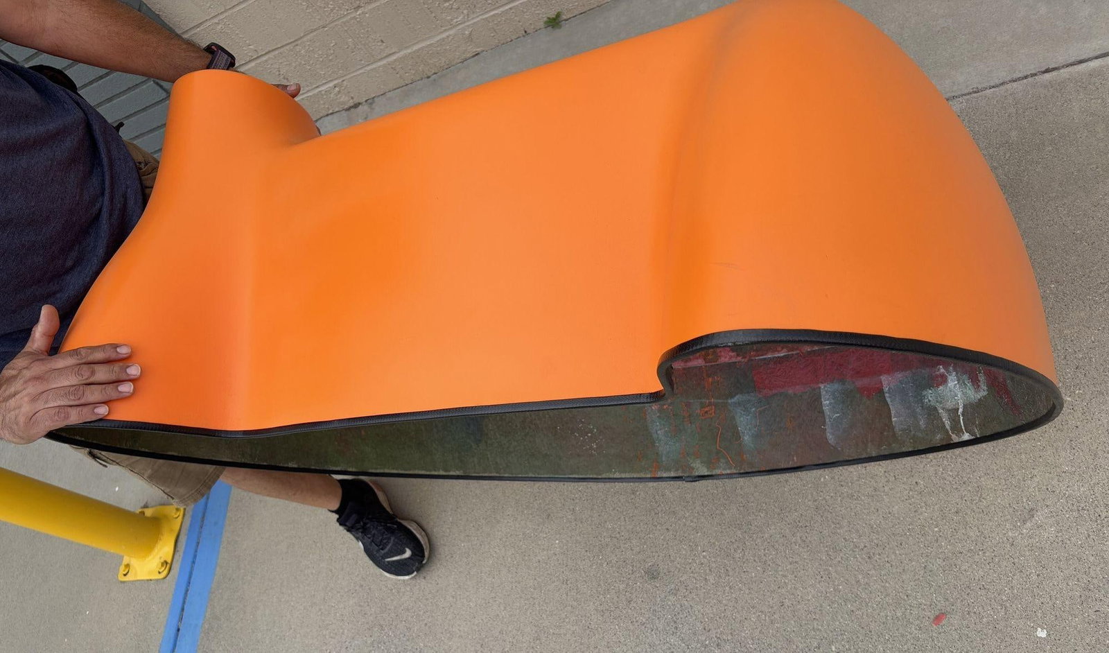 Mod Fiberglass "Castle Chair" Sculpture Lounge Chair by Wendell Castle - 5