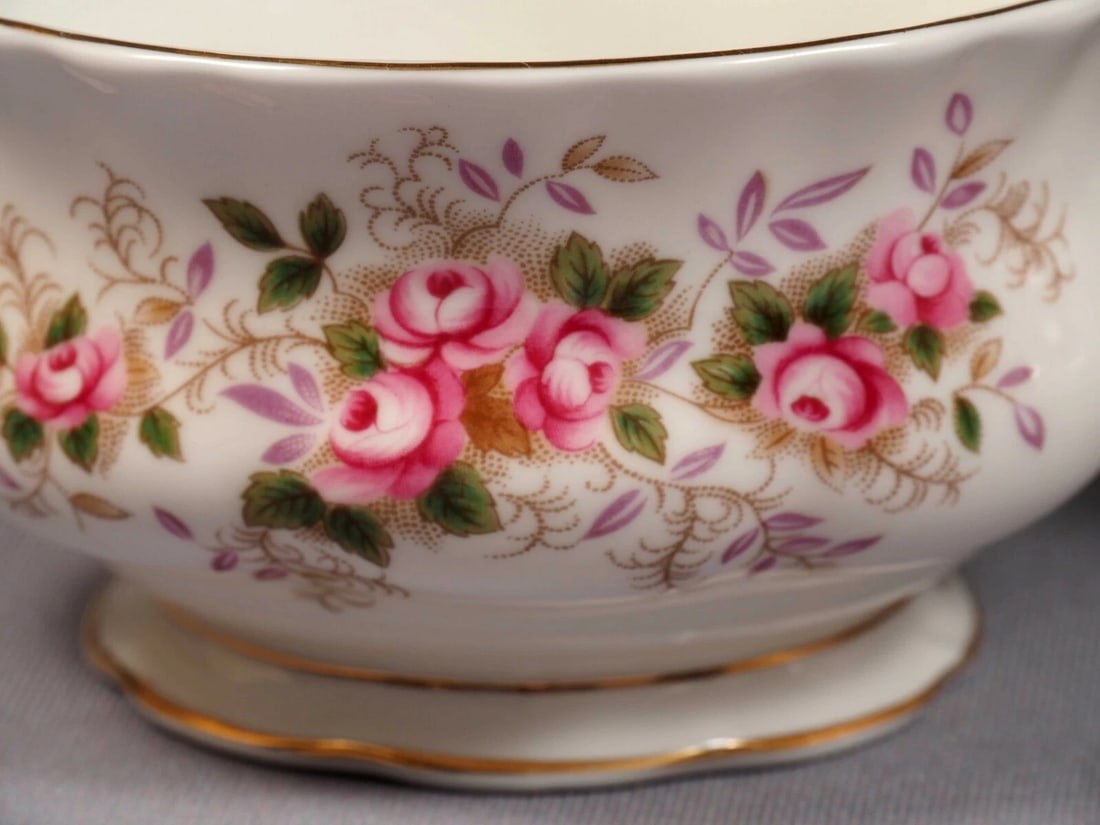 Royal Albert Lavender Rose Bone China Creamer and Open Sugar Bowl set LARGE - 3