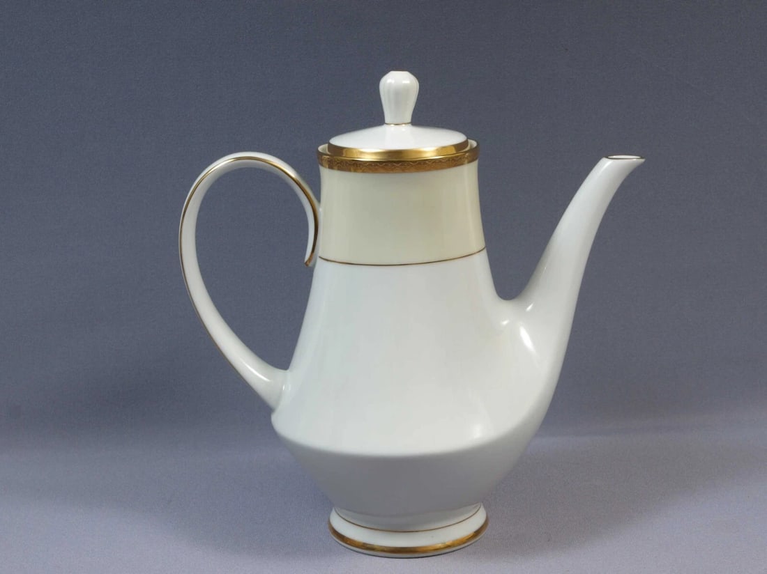 NORITAKE ASTORIA Coffee Cocoa Teapot Cups Saucers Cream - 4