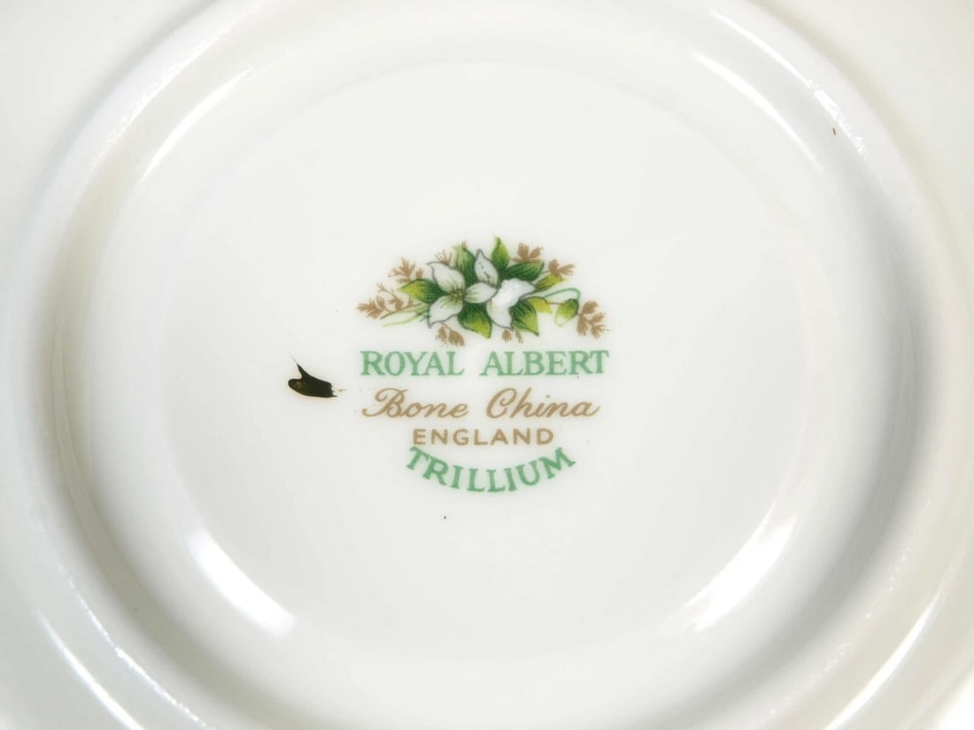 Royal Albert Trillium Bone China Coffee Espresso Cup Saucer gold white green - 4