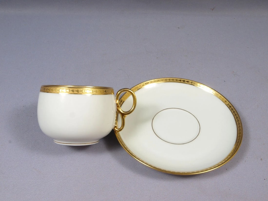 Limoges Elite Bawo & Dotter BWD25 Laurel Leaf Coffee Teacup Saucer Set France (1 of 5)