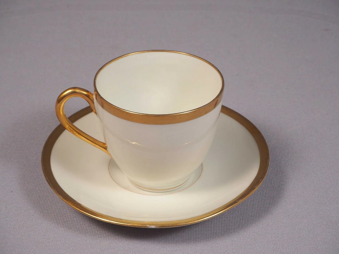 LIMOGES France B&C Bernardaud GOLD Coffee Espresso cup Saucer set EXCELLENT (1 of 4)
