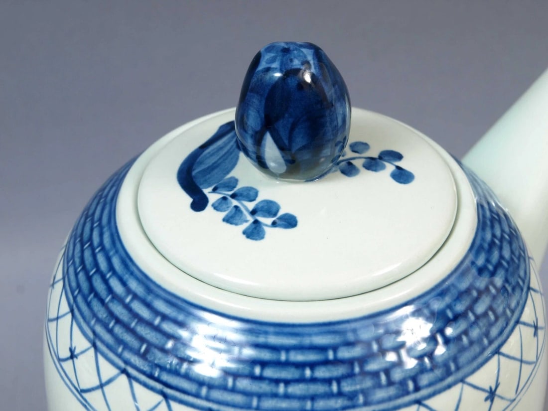 ROYAL COPENHAGEN Tranquebar Blue flowers Coffee Teapot Large Fajance Aluminia - 3