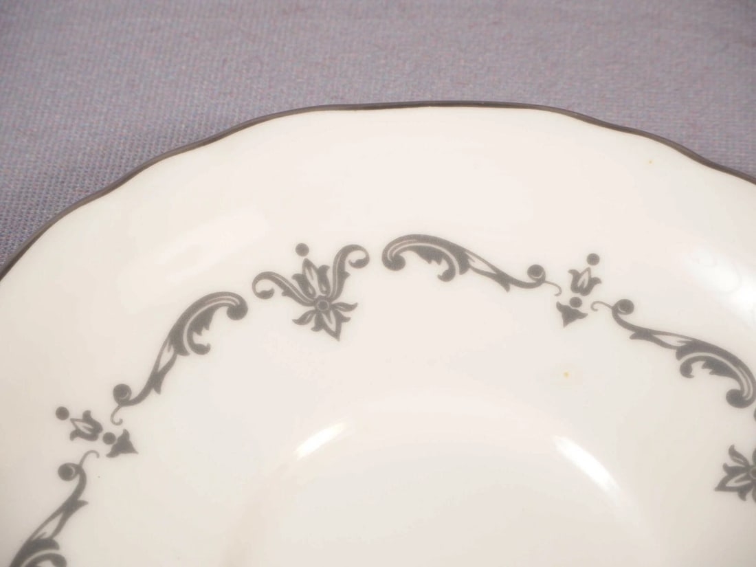 Royal Worcester SILVER CHANTILLY Demitasse Coffee Espresso Cup Saucer England - 3