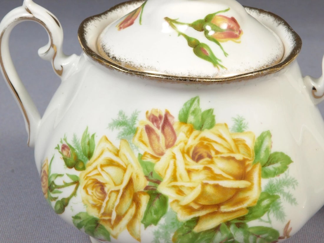 Royal Albert Yellow Tea Rose Cream Milk Creamer Jug Covered Sugar bowl LARGE - 3