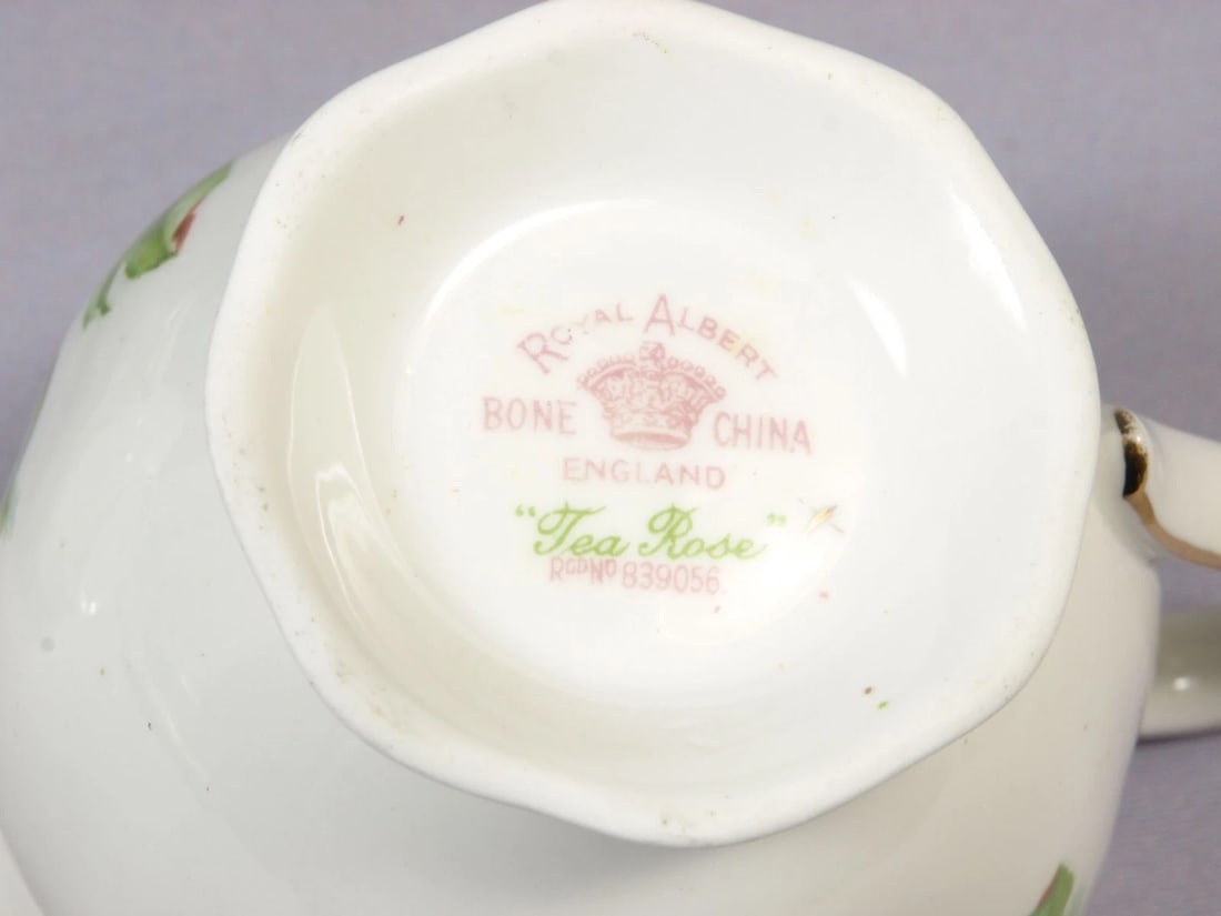 Royal Albert Yellow Tea Rose Cream Milk Creamer Jug Covered Sugar bowl LARGE - 4