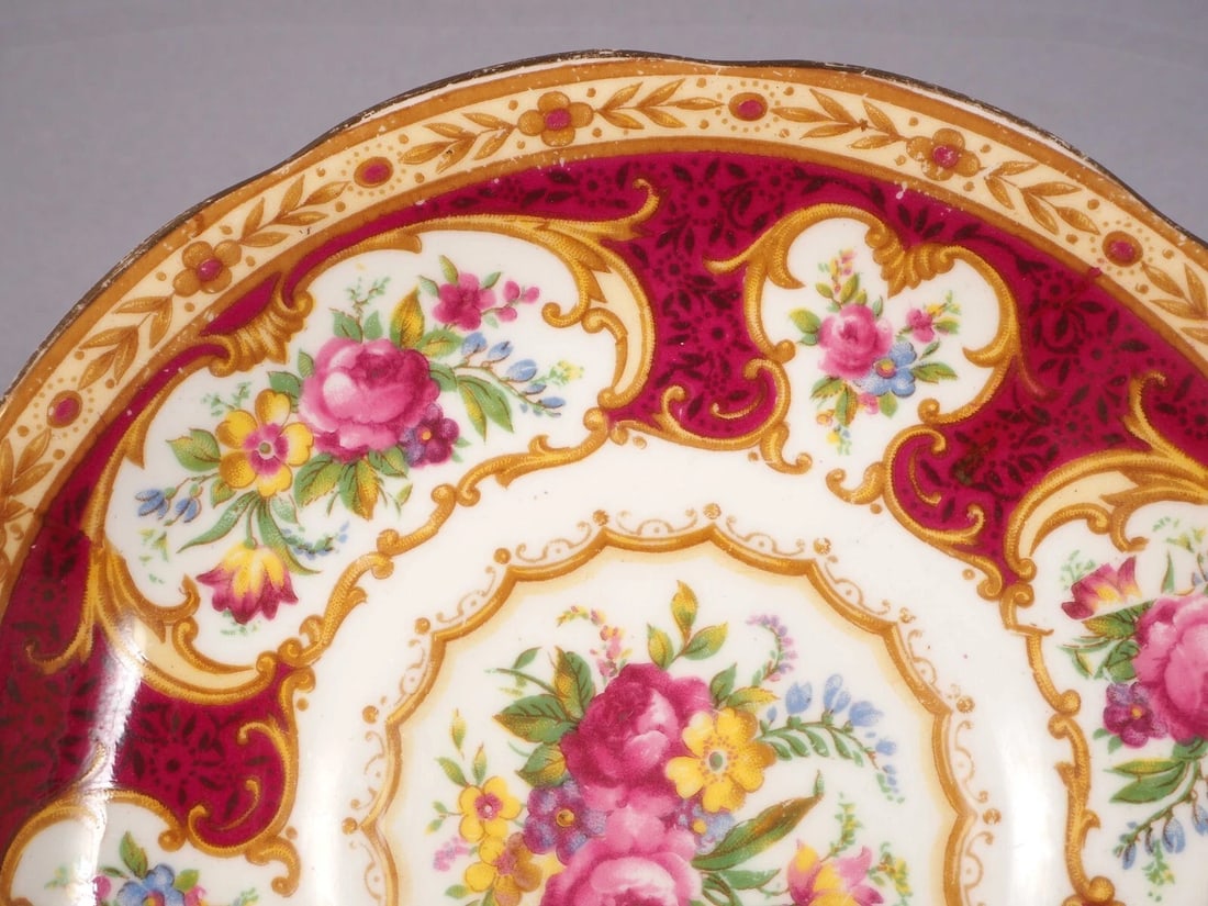 Royal Albert LADY HAMILTON Coffee Tea Cup Saucer inside flower Old Mark - 3