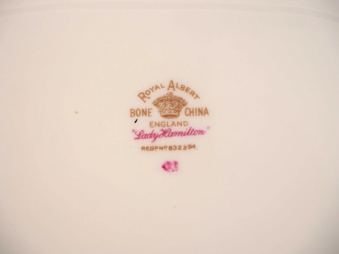 Royal Albert LADY HAMILTON Coffee Tea Cup Saucer inside flower Old Mark - 5