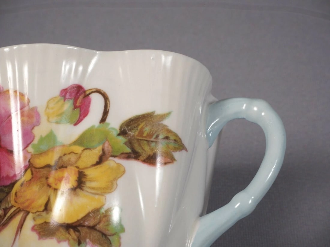 Shelley Begonia Dainty Shape Tea Coffee Cup Saucer Set Bone China - 2