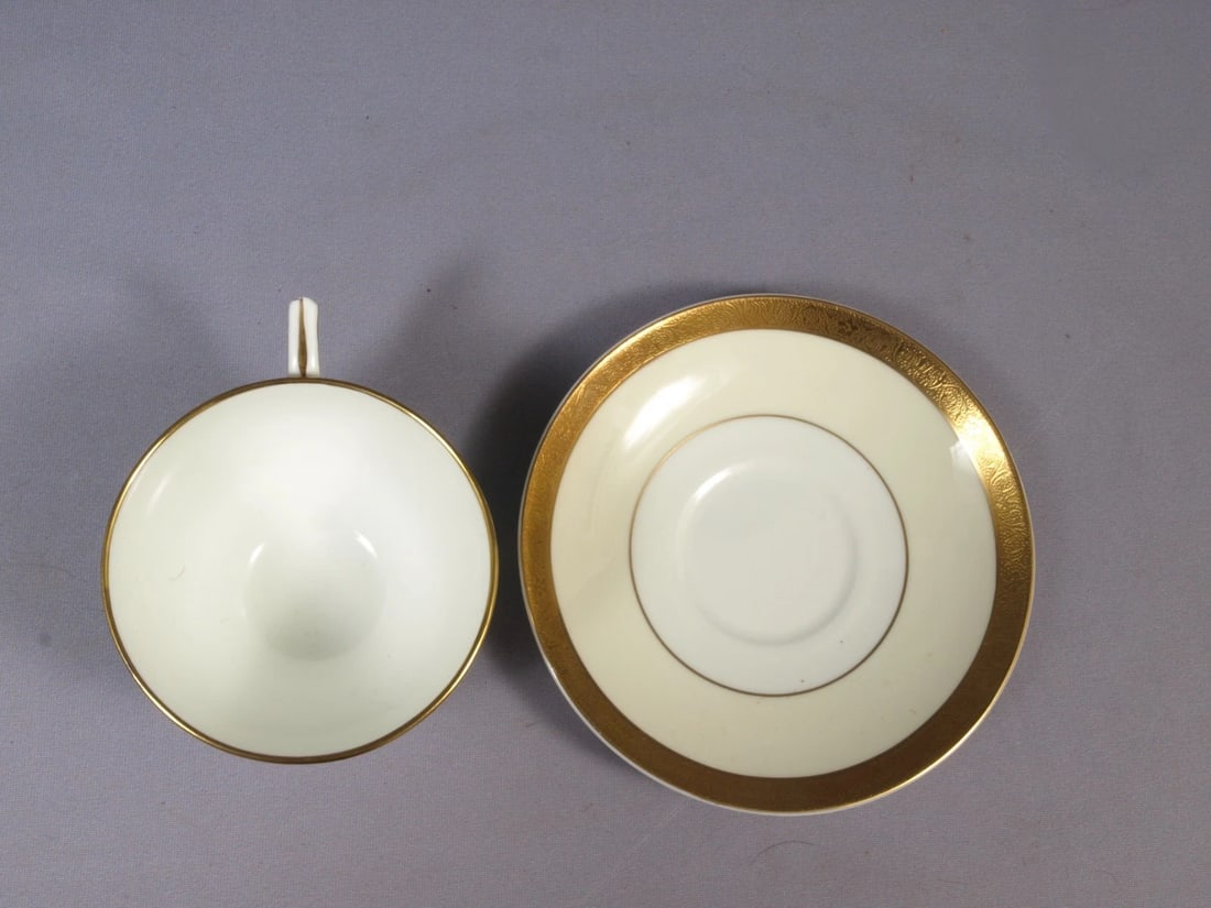 MINTON WESTMINSTER K154 GOLD Encrusted Coffee Tea Cup Saucer Set England - 3