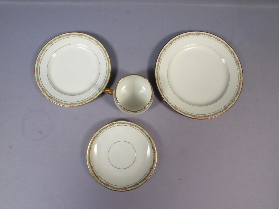 Limoges France CH Field Haviland GDA CHF404 COFFEE TEA Luncheon Rose Garland - 6