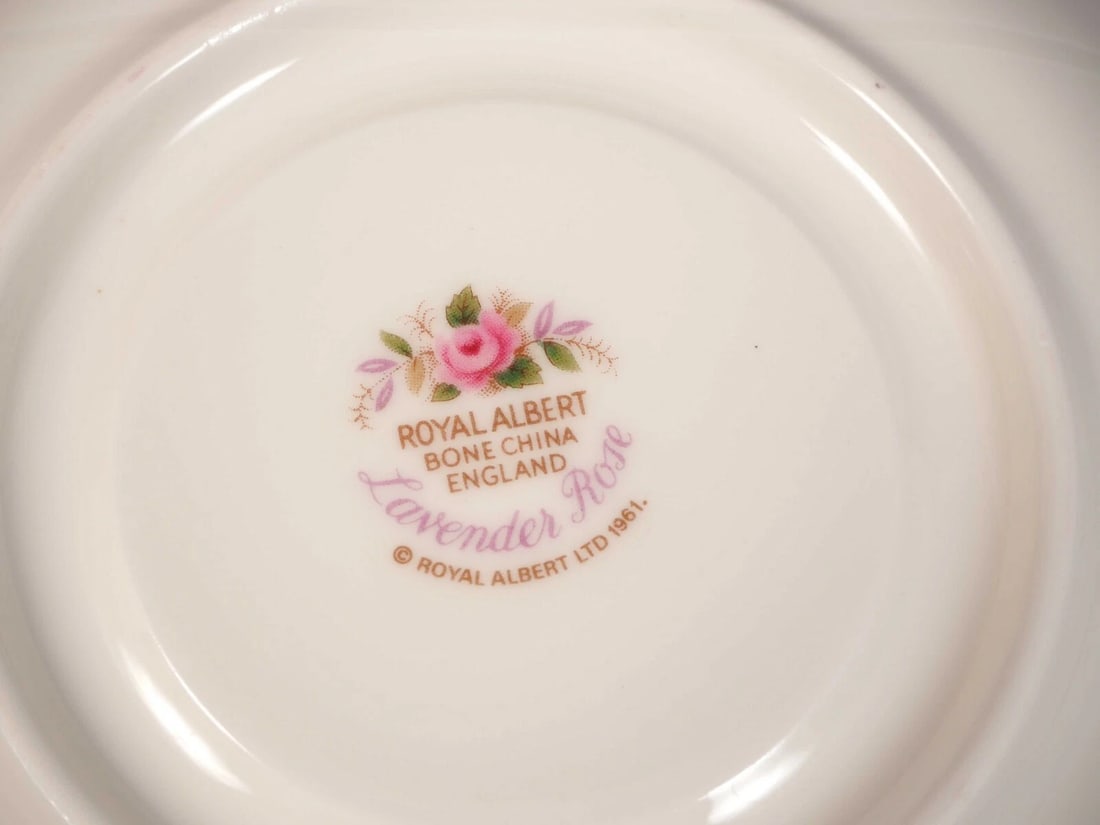 Royal Albert Lavender Rose Coffee Tea Cup Saucer Set Bone China England - 4