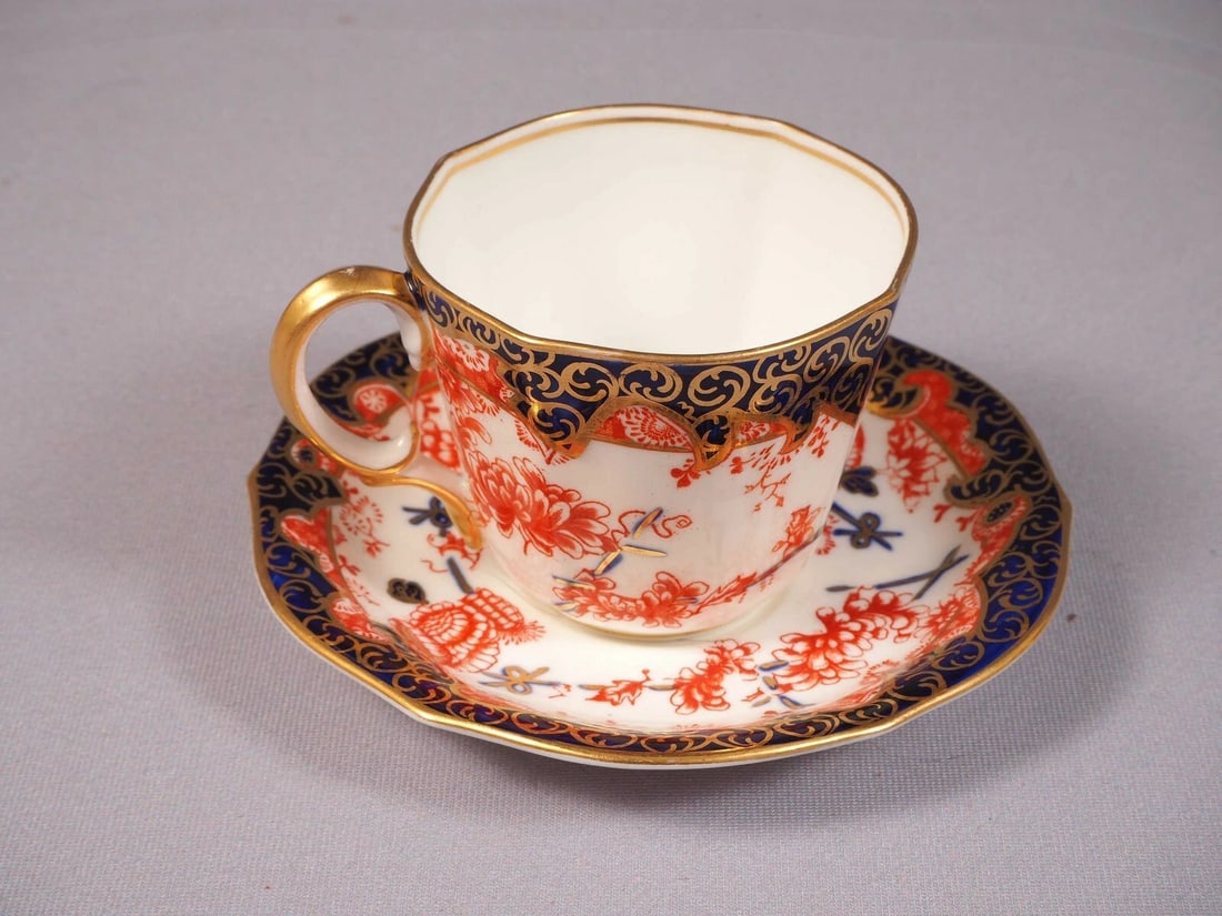 ROYAL CROWN DERBY Demitasse Coffee Espresso Cup Saucer 2649 England ANTIQUE (1 of 5)