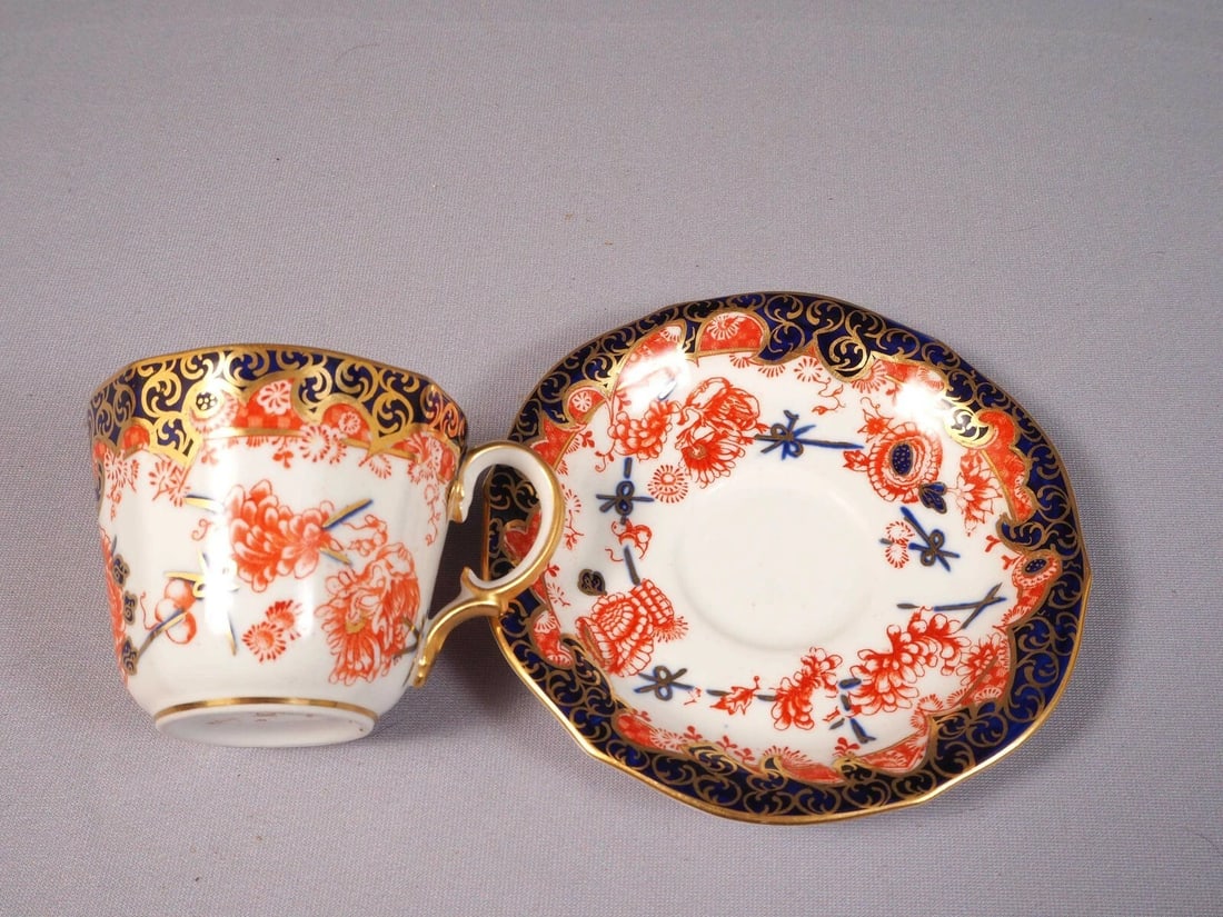 ROYAL CROWN DERBY Demitasse Coffee Espresso Cup Saucer 2649 England ANTIQUE - 2