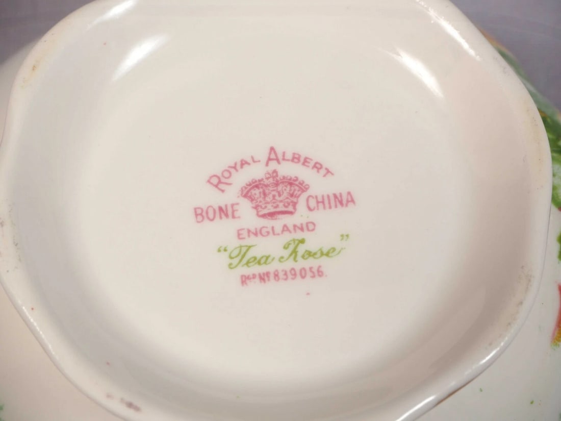 Royal Albert Yellow Tea Rose Cream Milk Creamer Jug Sugar bowl Bone China LARGE - 5