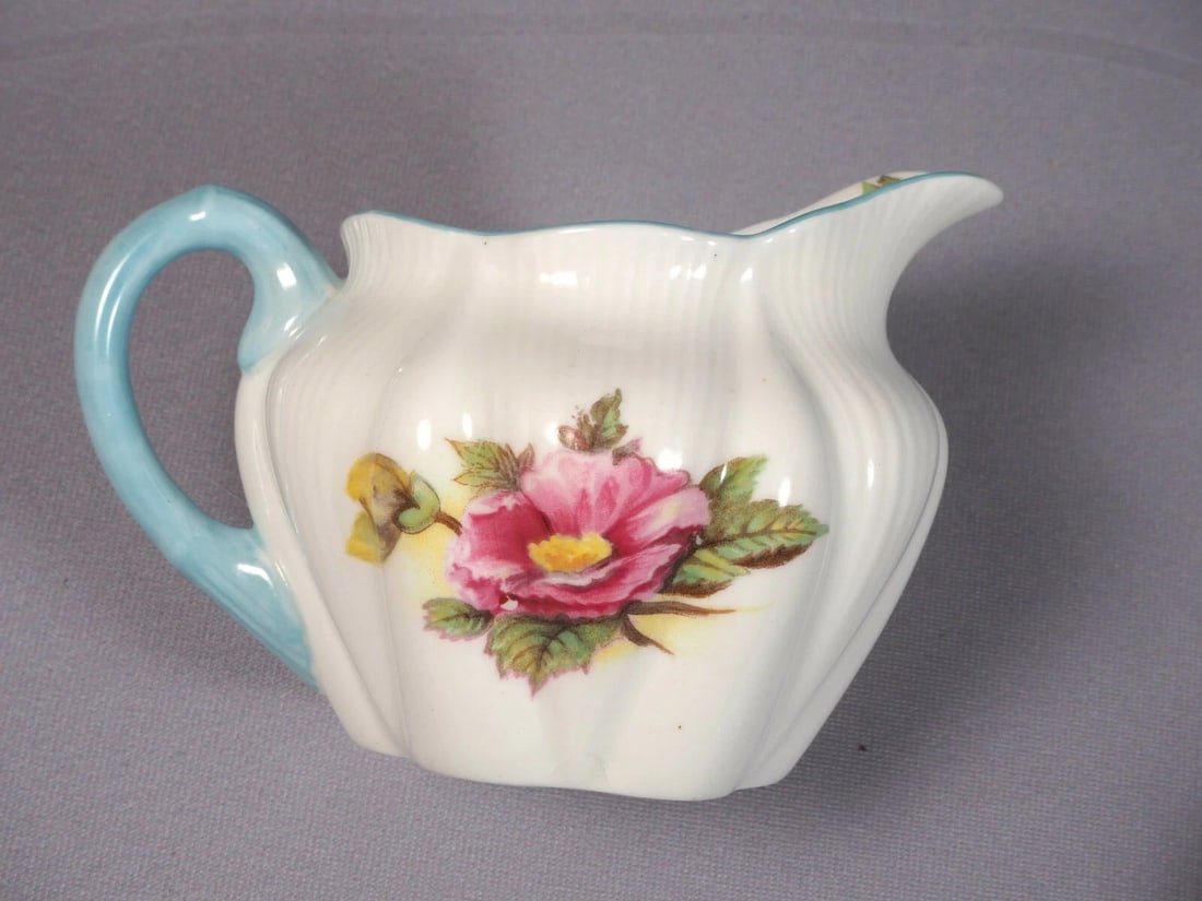 Shelley Begonia Dainty Shape Creamer Jug Milk Sugar Set Bone China - 3