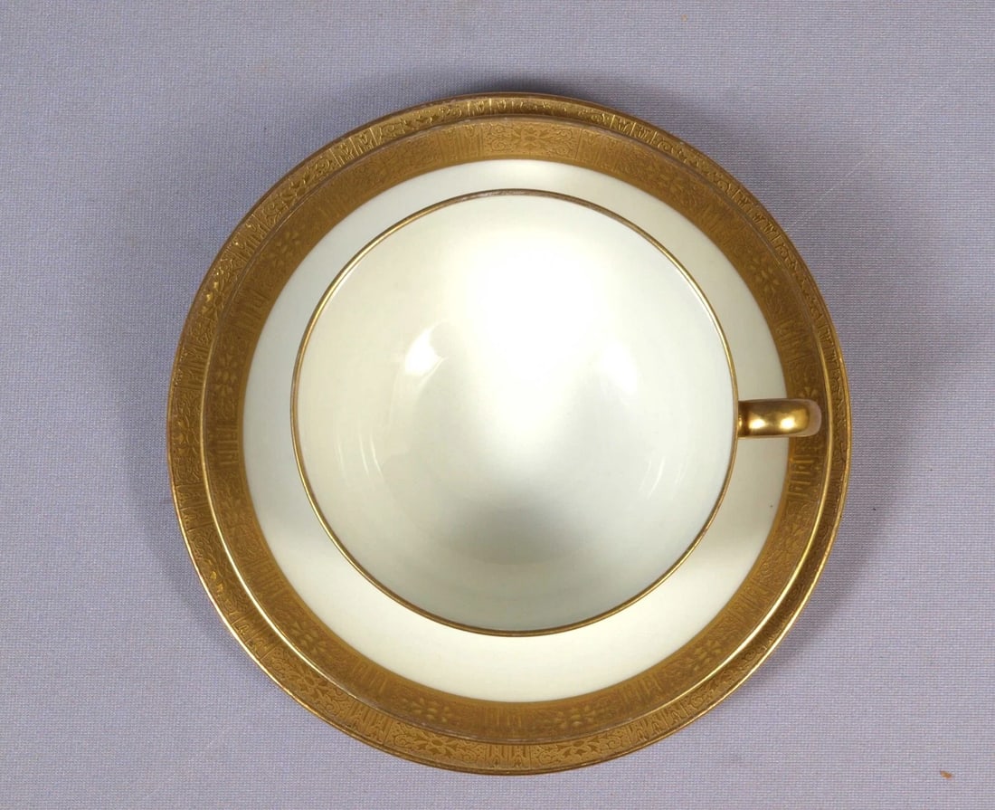 LIMOGES France T&V Tressemanes Vogt Raynaud Tea Coffee Cup Plate TRIO GOLD - 2