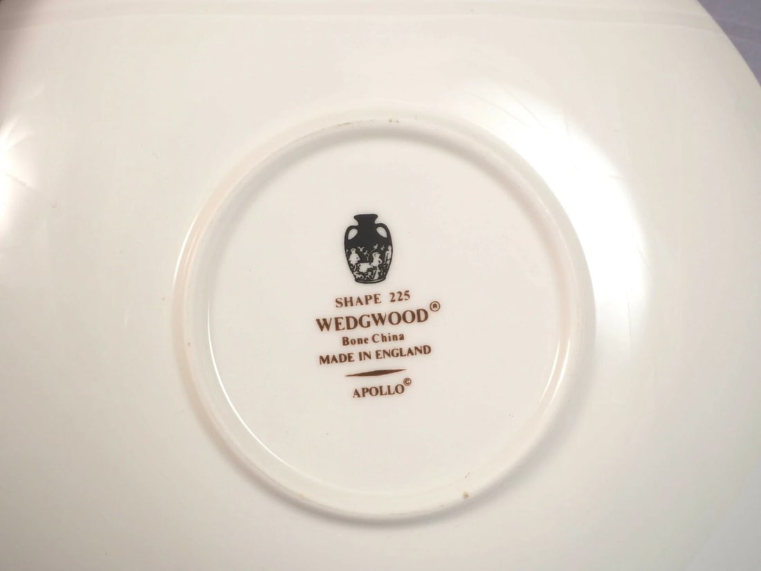 Wedgwood Apollo Coffee Tea cup Saucer Set Bone China Black White England - 4