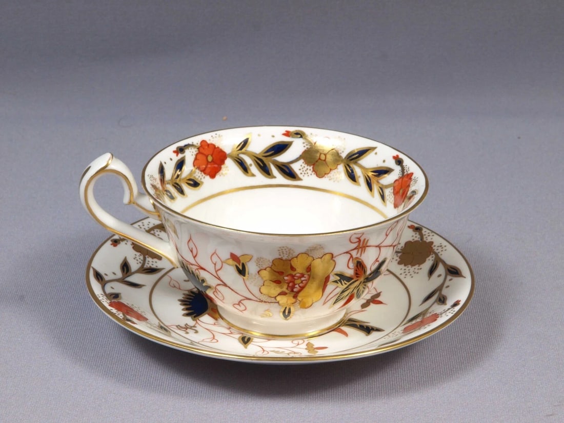 ROYAL CROWN DERBY Asian Rose Coffee cup Teacup Saucer England - 2