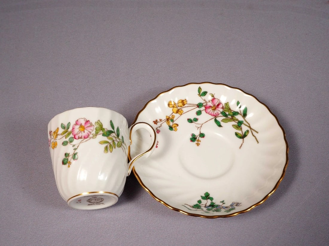 Minton Dainty Sprays S-511 Coffee Espresso Cup Saucer Demitasse England Vintage - 2