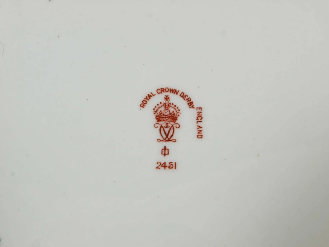 ROYAL CROWN DERBY ROYAL Traditional Imari Tea Coffee Cup Saucer 2451 - 7