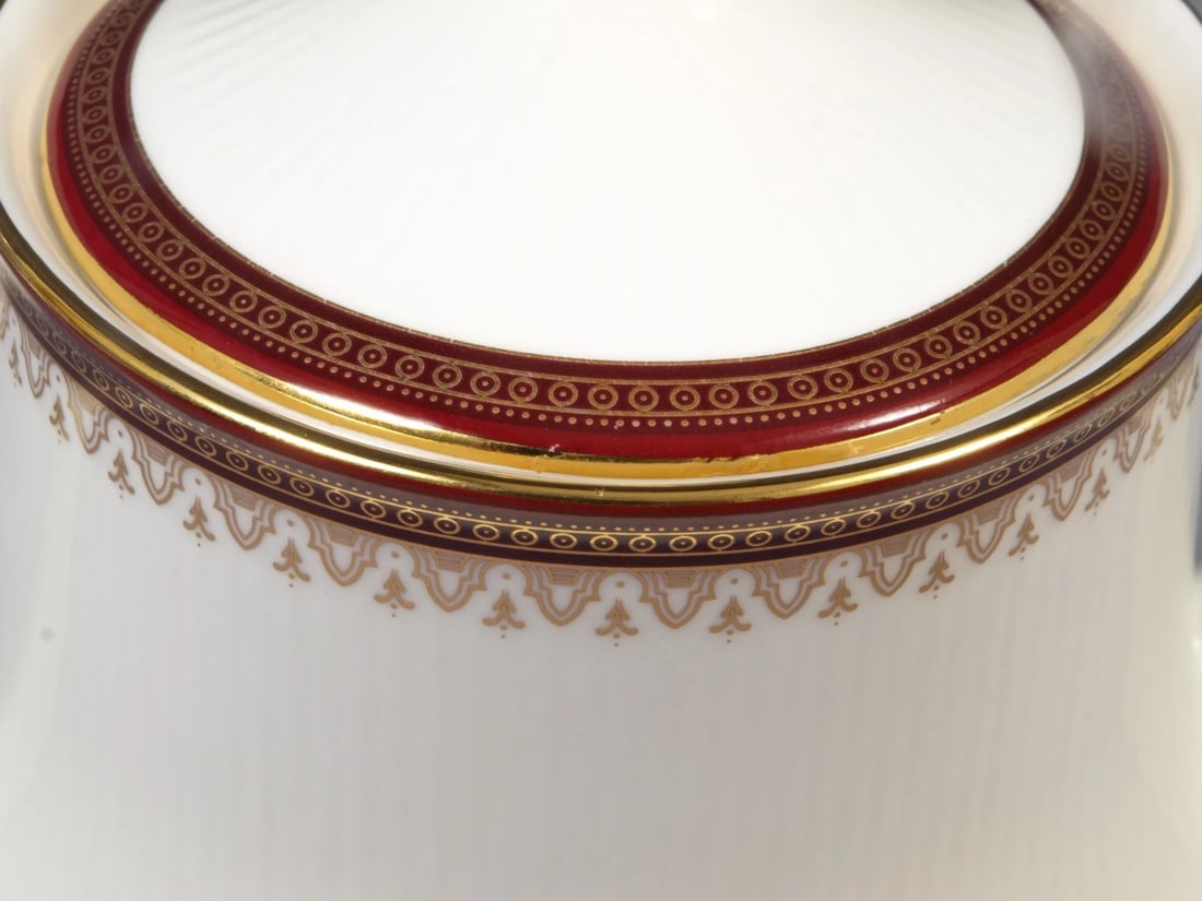 Royal Albert Paragon HOLYROOD LARGE Coffee Pot Teapot England Perfect - 2