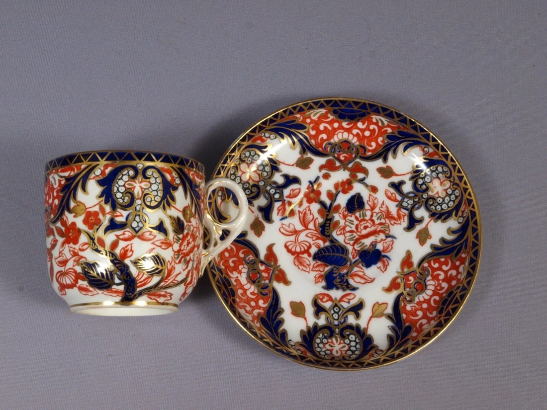ROYAL CROWN DERBY KINGS IMARI Coffee Espresso cup Saucer set 1884/9 England 383: Title: ROYAL CROWN DERBY KINGS IMARI Coffee Espresso cup Saucer set 1884/9 England 383 Description: . This is a Beautiful Antique Royal Crown Derby Imari Coffee/Espresso cup with Saucer. The set is