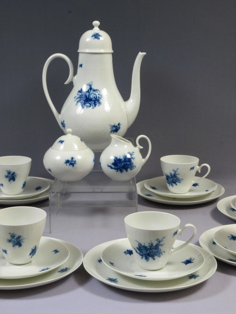 Vintage ROSENTHAL Bjorn RHAPSODY Germany Coffee Tea Cup Plate Teapot Sugar Blue: Title: Vintage ROSENTHAL Bjorn RHAPSODY Germany Coffee Tea Cup Plate Teapot Sugar Blue Description: This is one stunning Coffee/Tea Set with cups and dessert plates from the famous ROSENTHAL Bjorn Rom