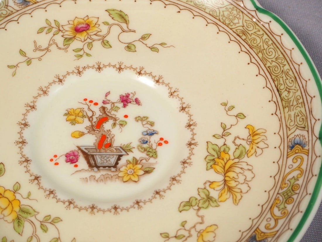 ROYAL DOULTON Lillian Tea Coffee cup Saucer Set V1022 hand painted - 4