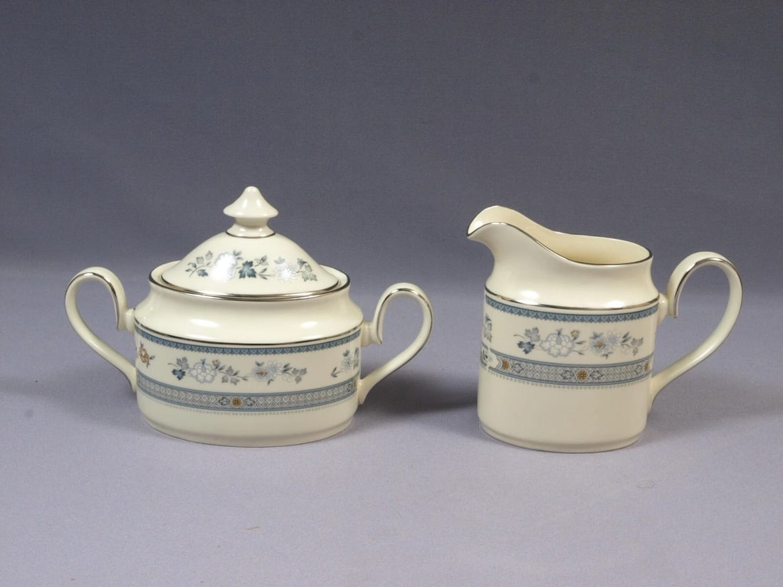 MINTON PENROSE Creamer Milk Jug Covered Sugar Bowl SET England: Title: MINTON PENROSE Creamer Milk Jug Covered Sugar Bowl SET England Description: . This is a gorgeous Bone China Covered Sugar Bowl and Creamer/Milk Jug Set by Minton - Made in England. The set is i