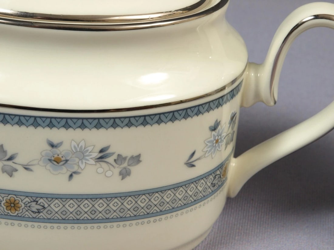 MINTON PENROSE Creamer Milk Jug Covered Sugar Bowl SET England - 2