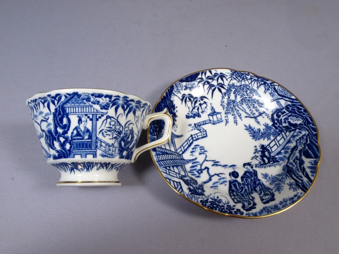Royal Crown Derby Blue Mikado Coffee Tea Cup Saucer Bone china RARE NEWER - 2