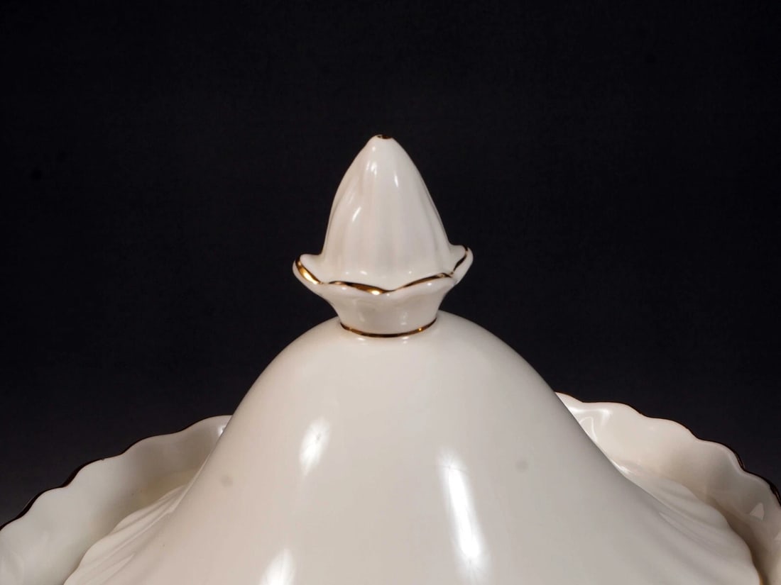 Royal Albert Val D'Or Coffee Pot Teapot England Bone China Large Gold White - 5