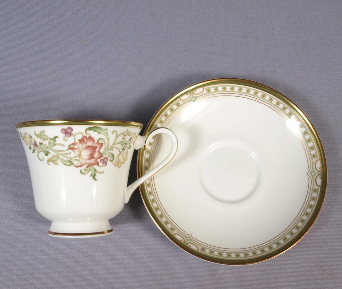 ROYAL DOULTON Lichfield Coffee Tea cup Saucer Set England H5264 - 2
