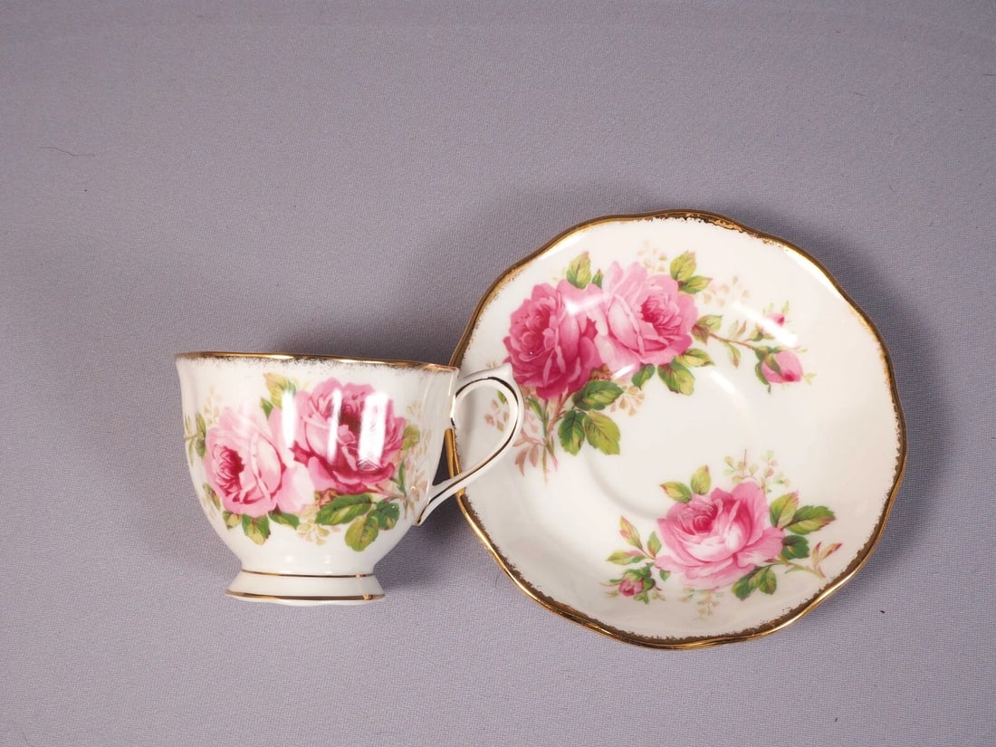 Royal Albert American Beauty Coffee Tea Cup Saucer Set Bone China England - 2