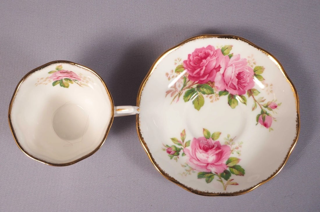 Royal Albert American Beauty Coffee Tea Cup Saucer Set Bone China England - 3