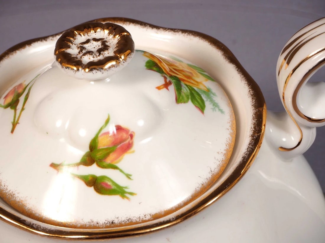 Royal Albert Yellow Tea Rose Coffee Tea Pot Teapot LARGE England - 2